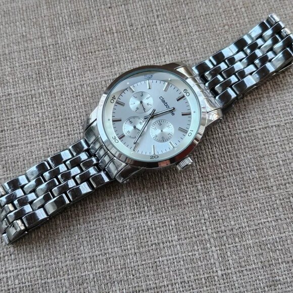 Liz Claiborne Men Wristwatch Silver Tone Multi Functional Analog Watch Read desc - Picture 5 of 12